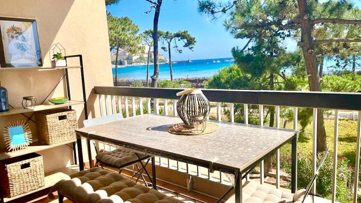 Appartement Ou Studio La Mer & La Plage A Vos Pieds Calvi Кальви Экстерьер фото